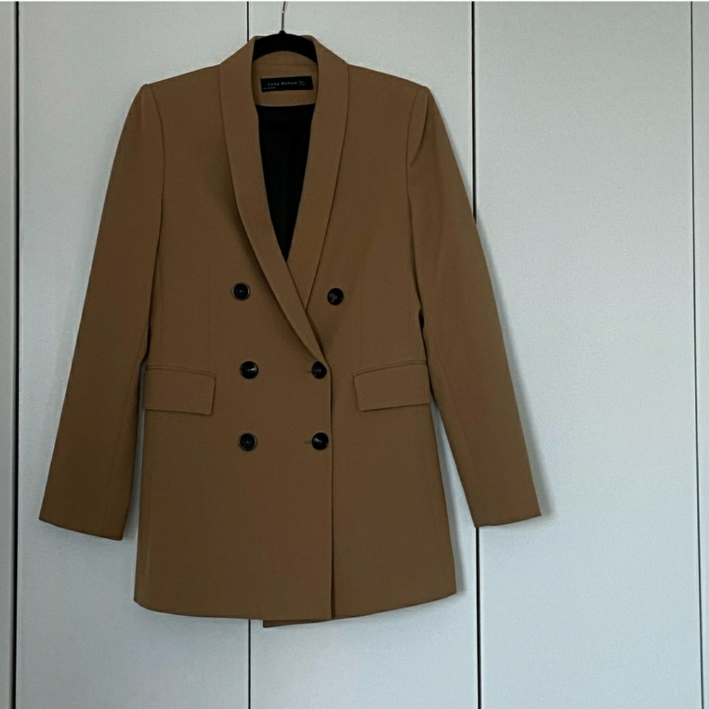 Jacket zara in beige color